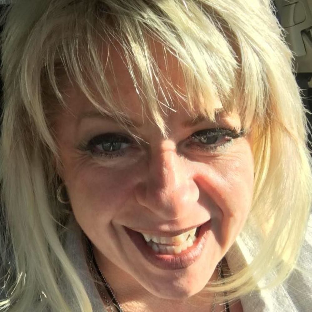 Meet your Posher, Monica